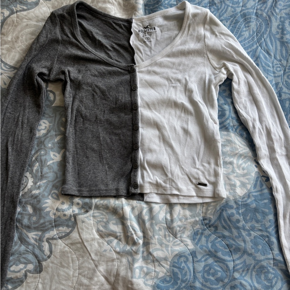 Hollister Gray and White Ribbed Baby Tee